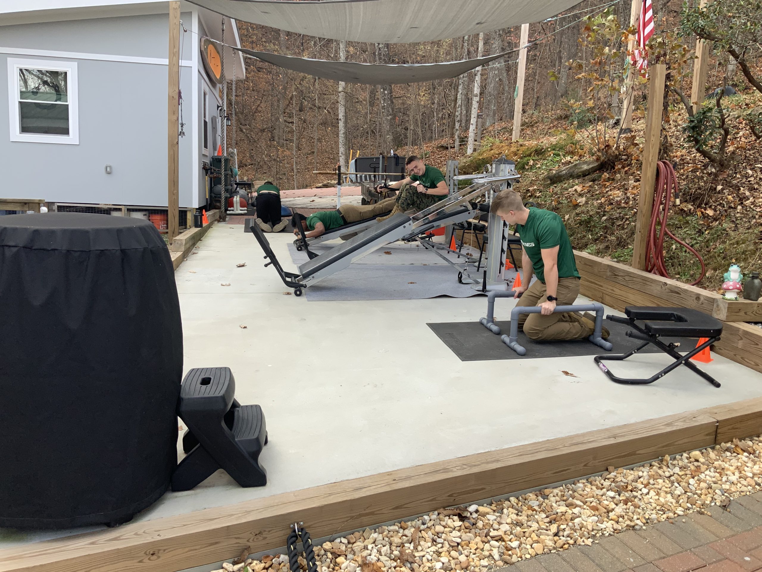 Tactical fitness training combining strength and breathwork